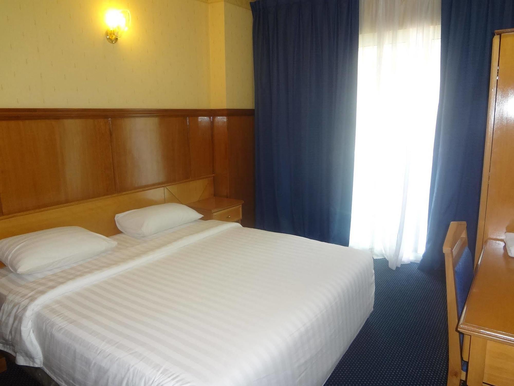 Royal Plaza Hotel Apartments Dubaj Zewnętrze zdjęcie